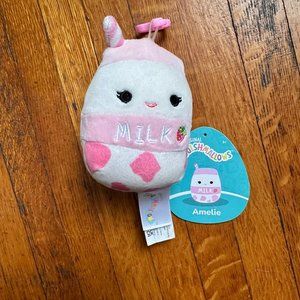 Amelie Squishmallow Clip